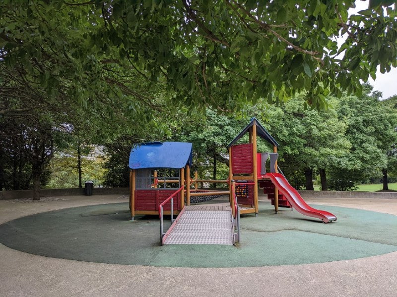 Terrain de Jeux Le Moulin 3